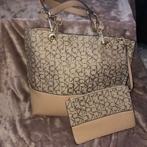 Calvin Klein Tote with zipper bag